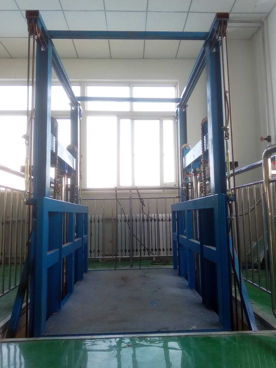 升降平臺主要應用領域(圖1) 1621567691.jpg