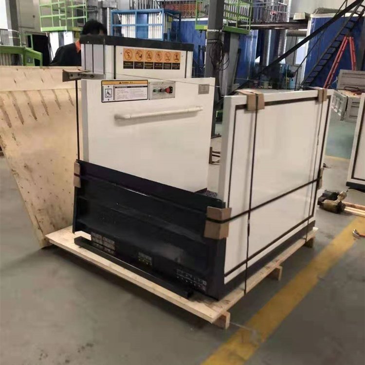 給大家普及一下殘疾人升降機的知識(圖1) u=1740190913,3010290030&fm=199&app=68&f=JPEG.jpg